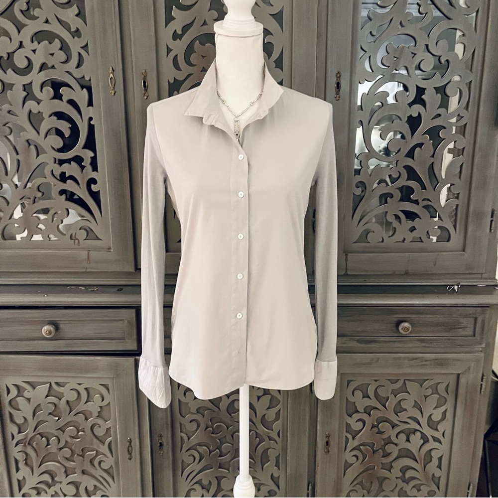 Kristensen du Nord pale gray button up shirt S